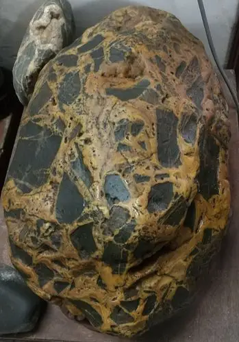 最美金纹象形石