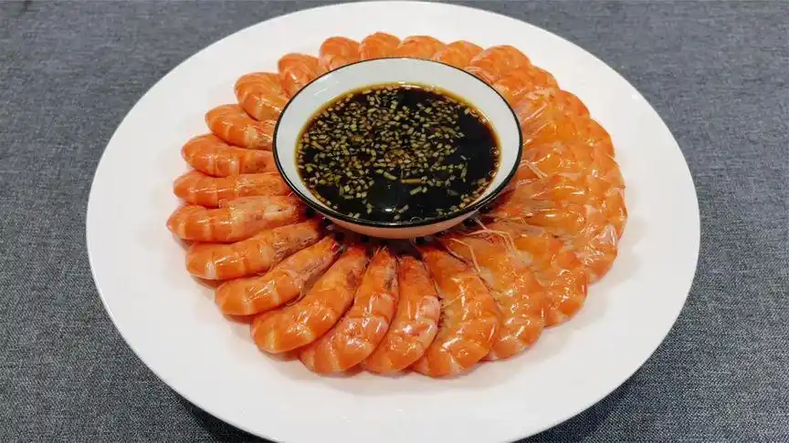 盐水虾到底用冷水煮还是热水?好多人都做错了,大厨教你正确做法