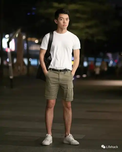 175身高穿出180即视感,这位小哥哥挺时髦