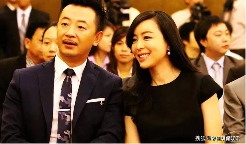 曲栅栅:嫁给落魄黄海波,凭《狂飙》翻红,赚钱养夫8年苦尽甘来_丈夫