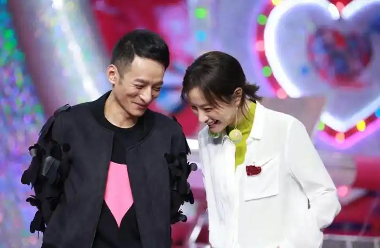 【吴昕李维嘉】李维嘉《爱in思谈》解读爱商 吴昕曝择偶标准