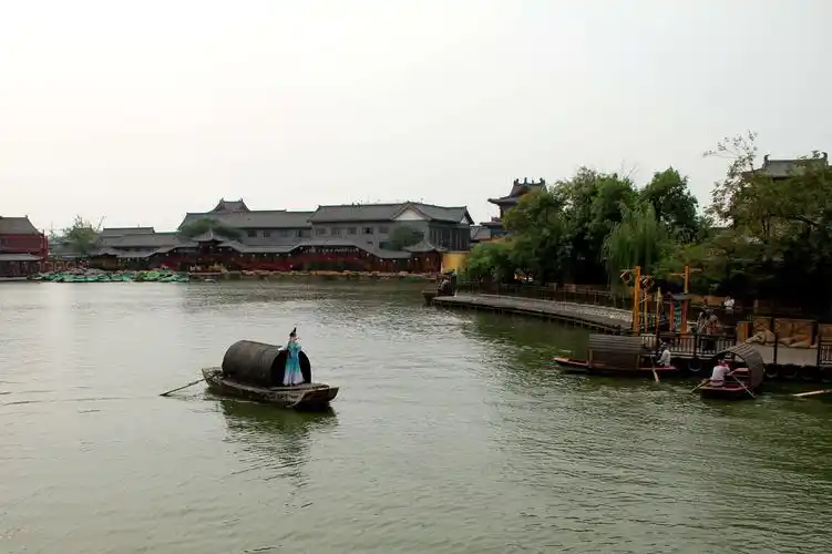 一起来旅游 (风景三) 河南开封清明上河园 20200922 贺子申 - 美篇