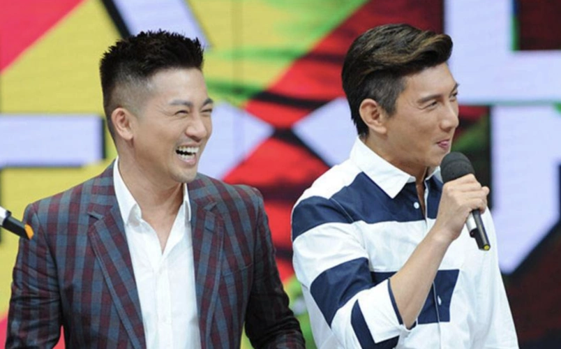 当47岁苏有朋撞上50岁吴奇隆,还是自然老去的脸看着比较踏实