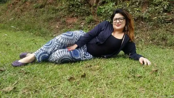 韶华依旧:半老徐娘的岁月之谜解析