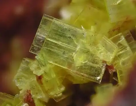 p>钡铀云母 a target="_blank" href="/item/化学成分/17012791"