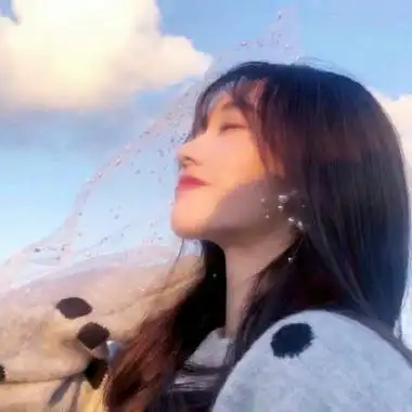 侧面女生头像图片大全高清有意境的伤感侧面头像女生图片