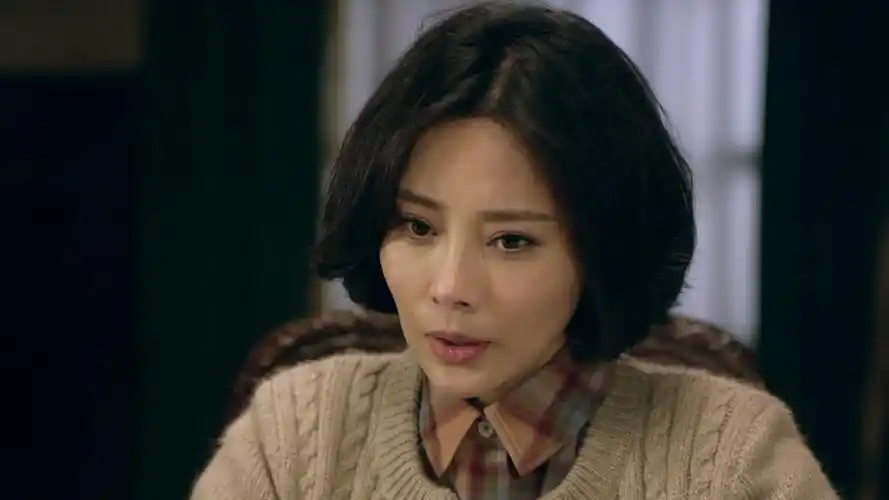 王琪冒着危险联系特战队员