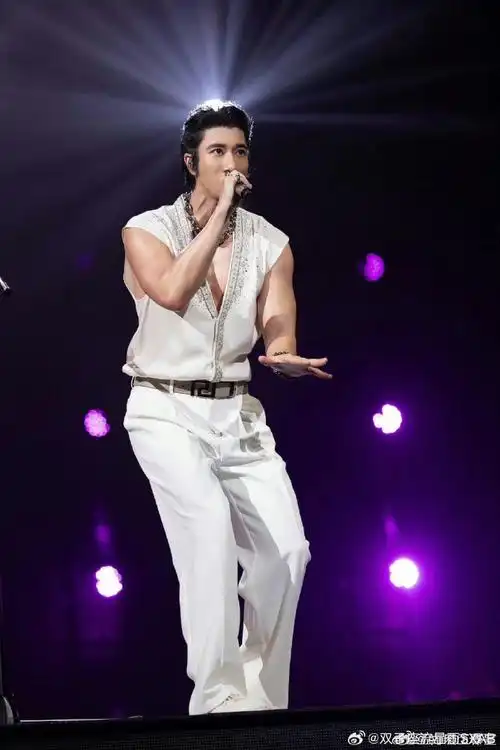 王力宏##张靓颖王力宏合唱另一个天堂