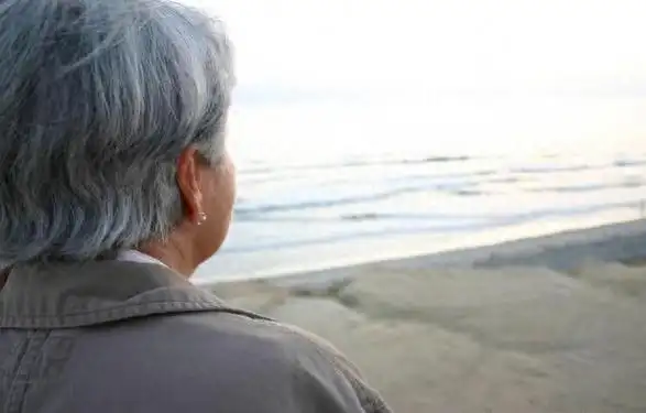 某一天的不经意间,突然发现自己变老了,你会作何感想?