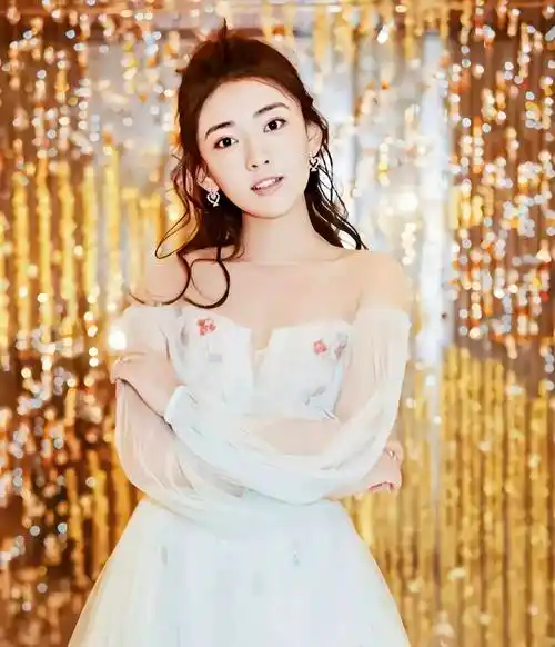 蒲巴甲爱情丰富,和"最纯女星"梁洁分手,李小璐徐冬冬旧事重现_网友