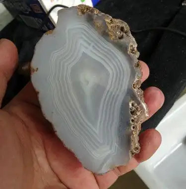 千蕊天然玛瑙把玩缠丝原石切片手把条纹白玛瑙实物摆件