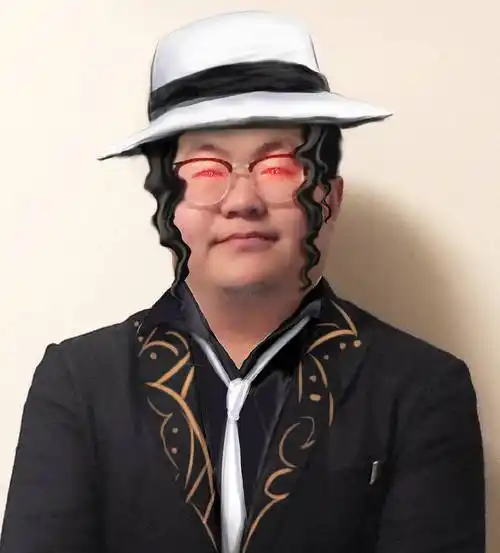 叫孙笑川 微博:带带大师兄 家住:新津 职业:日本天皇 b站:@孙笑川258