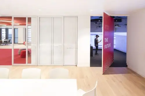 中介公司办公室装修效果图片