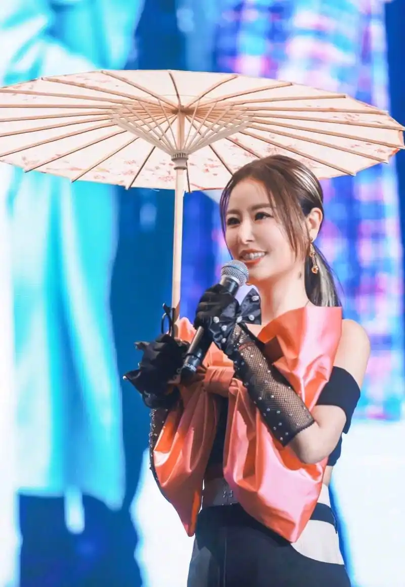 林心如坚决反对女儿进娱乐圈!内娱世袭现状引发网友热议