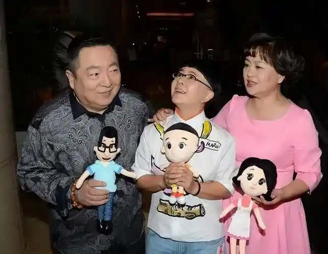 节目中的董浩叔叔,金龟子和鞠萍姐姐是最受欢迎的主持人.