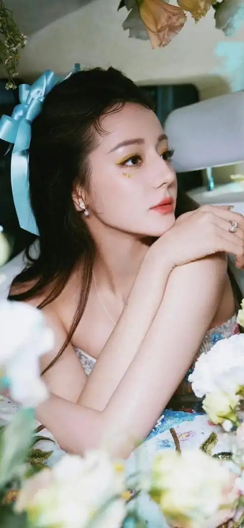 迪丽热巴高清壁纸.