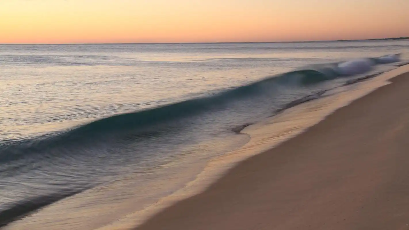 精选汹涌海浪浪花图片高清电脑壁纸高清大图预览1920x1080_风景壁纸