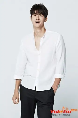 韩媒:李己雨正式加盟《真正的男人》海军陆战队特辑拍摄