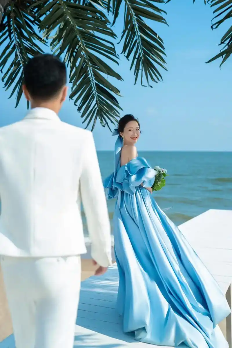 秦皇岛婚纱摄影 #外景拍摄 #海边拍照 #婚纱照 - 抖音