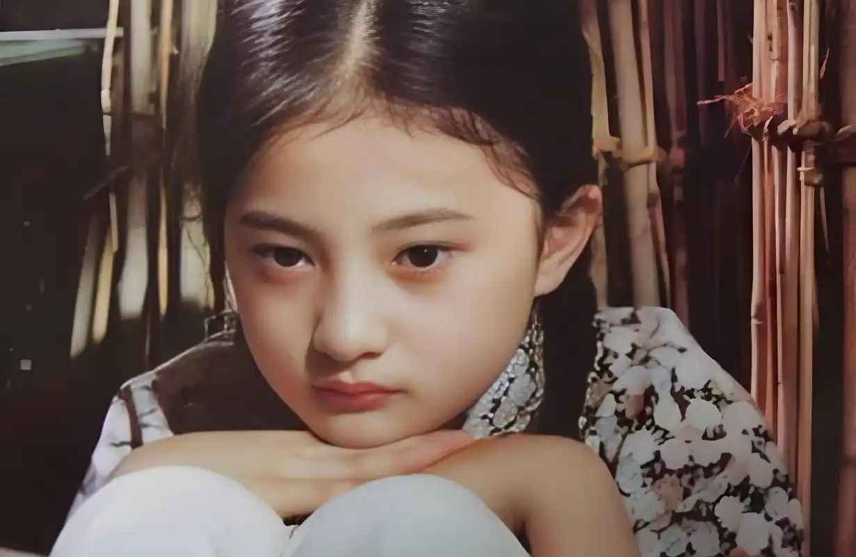 人间清醒金铭:9岁走红18岁考北大,43岁还未嫁,坦言爱情不公平_母亲