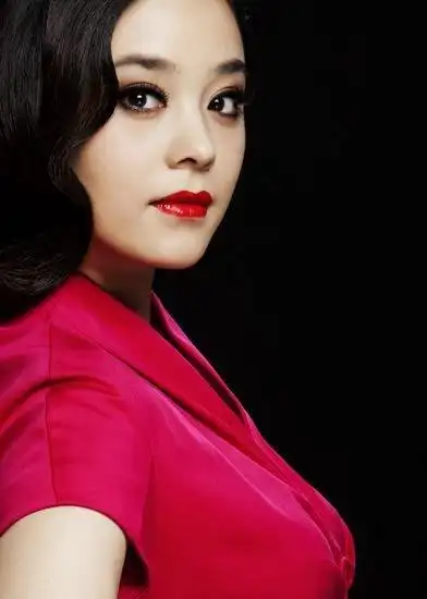 [音乐频道]钟丽燕演绎独特中国风 《桃花妆》成流行新坐标