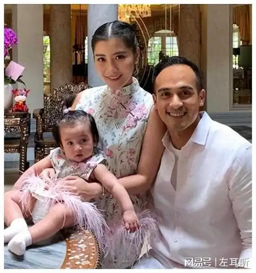 朱丽倩舅舅庆生刘德华小姨子绿裙抢镜陈志远两儿子帅气登场