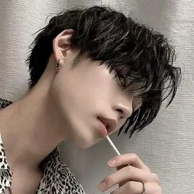 高清阳光帅气颜值巅峰的男生头像真人好看又帅气很有范的男生头