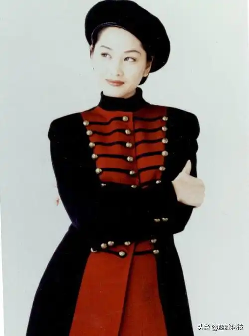 瞿颖早期身材(瞿颖白天鹅造型成全场焦点)(9)