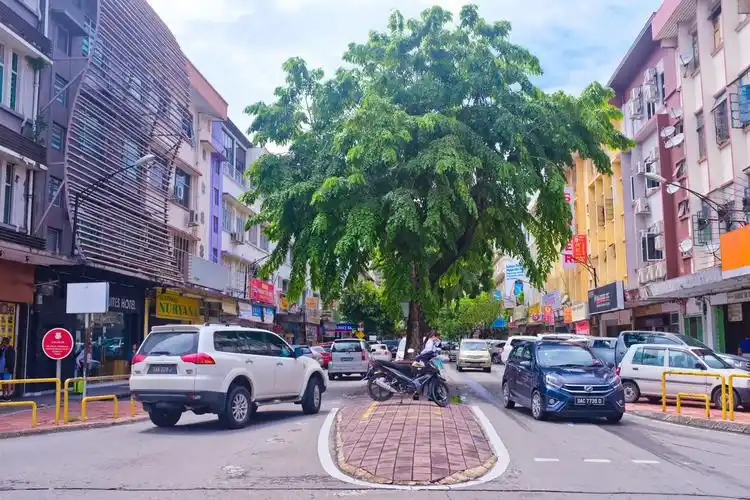 【携程攻略】哥打京那巴鲁加雅街景点,加雅街是亚庇市内的主要街道