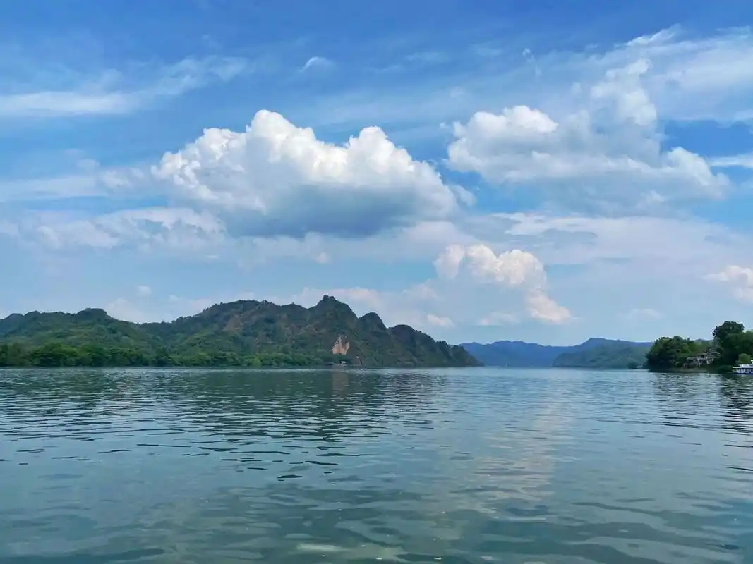 夷望溪|誉为常德"小桂林"|看过不走弯路 夷望溪位于常德市桃源县境内,