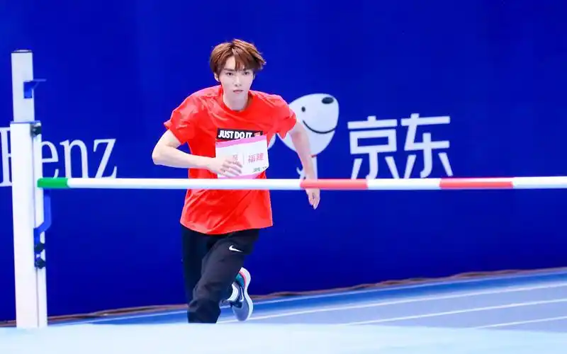 【赵磊】是那个运动少年啊!超新星全运会赵磊跳高cut【r1se】