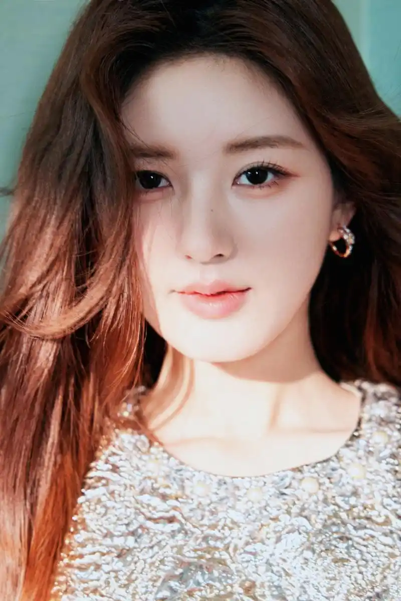 赵露思高清壁纸头像(五十二)[心]