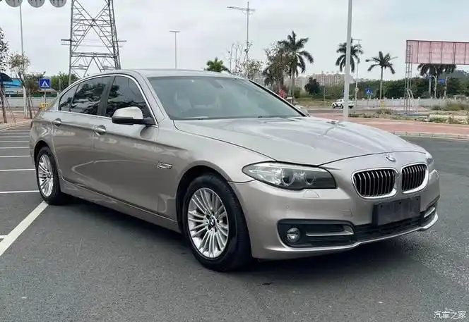 宝马5系2014款525li领先型