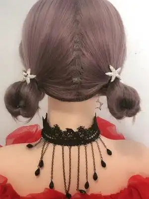 春游出门快速扎出显年轻的双低丸子头