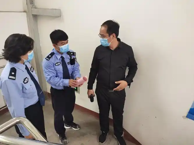 石西派出所进校宣传防范电信诈骗