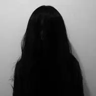 比较诡异的重口味黑白女生头像 很诧异的ps效果