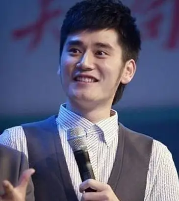 首页 原创 > 正文  钱枫曾是《天天向上》的颜值当担,那个时候的钱枫