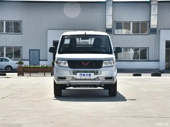 五菱荣光新卡售价498万起欢迎垂询