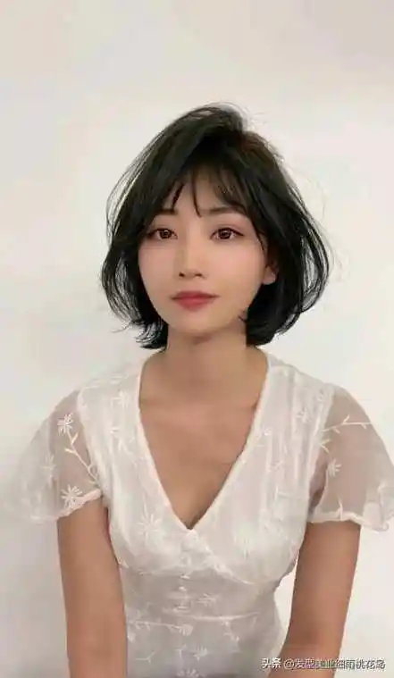 2021最火短发减龄发型(好看减龄短发)