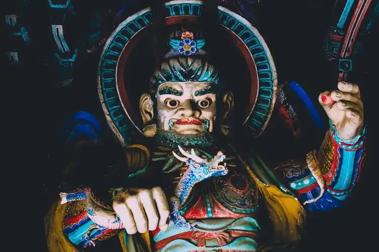 四大天王 佛像 雕像 5k壁纸