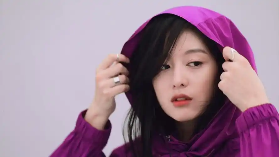 金智媛 紫色 cr.新浪微博@geewonii_1019 - 堆糖,美图壁纸兴趣社区