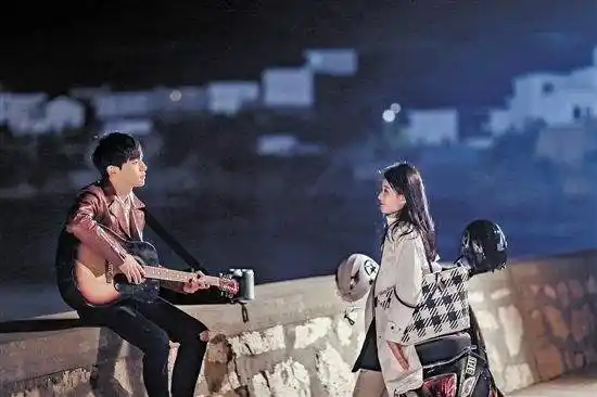 关雎尔,谢童:这样纯纯的爱恋刚刚好