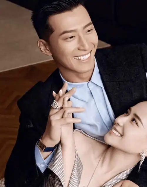 窦骁何超莲分居,不对等的感情,终究经不住时间的考验