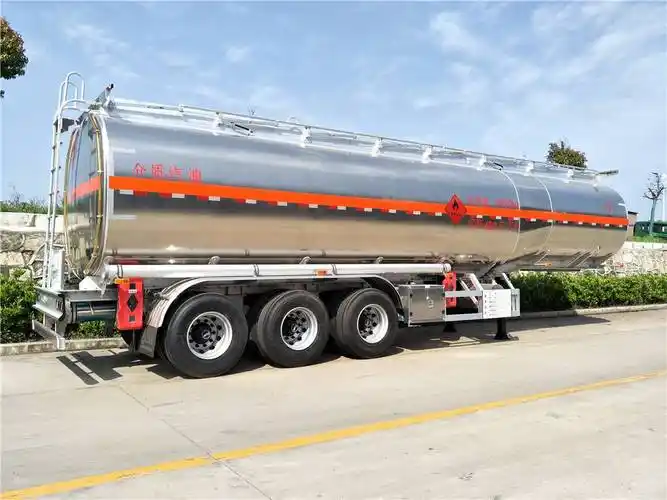 半挂油罐车楚胜铝合金运油车解放油罐车价格