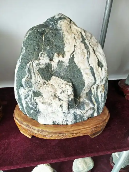 精品泰山奇石出售电话15169878767