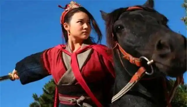 水浒传扈三娘的绰号一丈青是什么意思是指纹身还是颜值