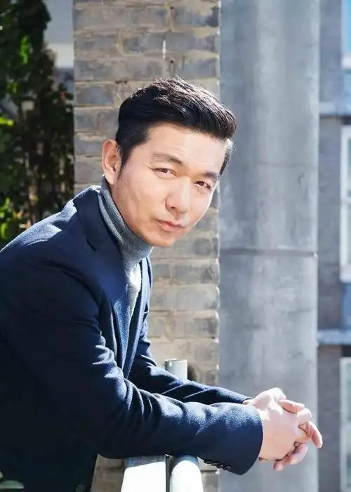 演技一级棒,却几十年不温不火|演员|邢佳栋|王宝强|段奕宏|陈思诚