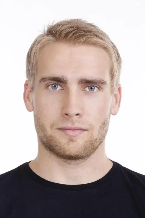 一个年轻人的肖像,金发-白色上孤立的年轻人的肖像