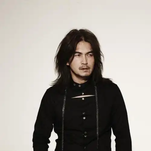 爱无罪完整歌词爱无罪lrc歌词迪克牛仔