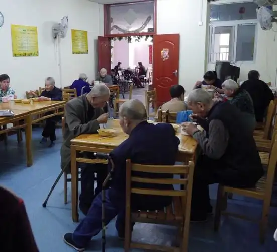 江岸区长航社区养老院